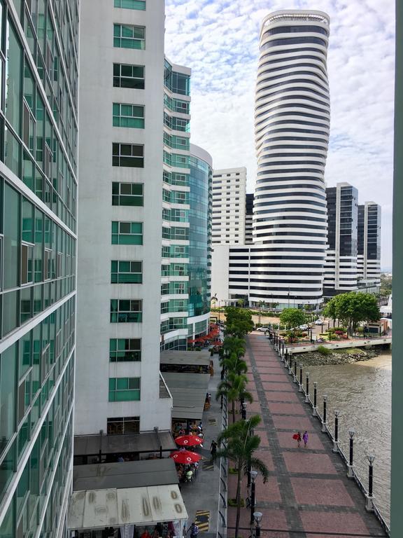 Luxury Suites River Front Γκουαγιακίλ Εξωτερικό φωτογραφία